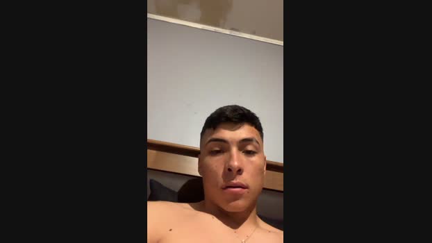 Jonathan696969 kissing Webcam SHOW @ Cam4 14-11-2024